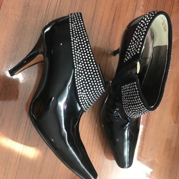 Fantasy brand Black Patent and Rhinestone Booties - Picture 1 of 5